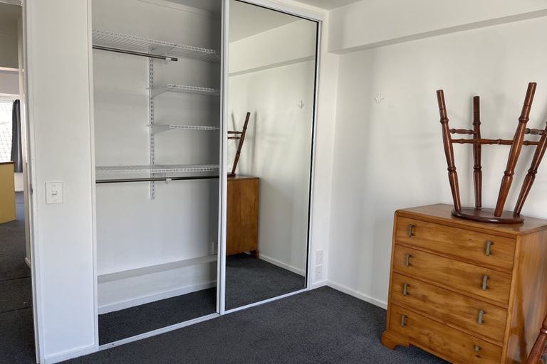 Photo of property in 1/15 Hawker Street, Mount Victoria, Wellington, 6011