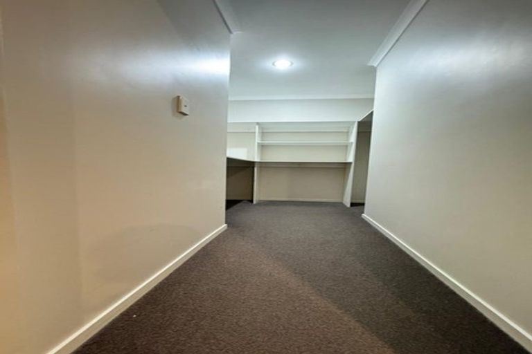 Photo of property in 13 Hansen Place, Takanini, 2112