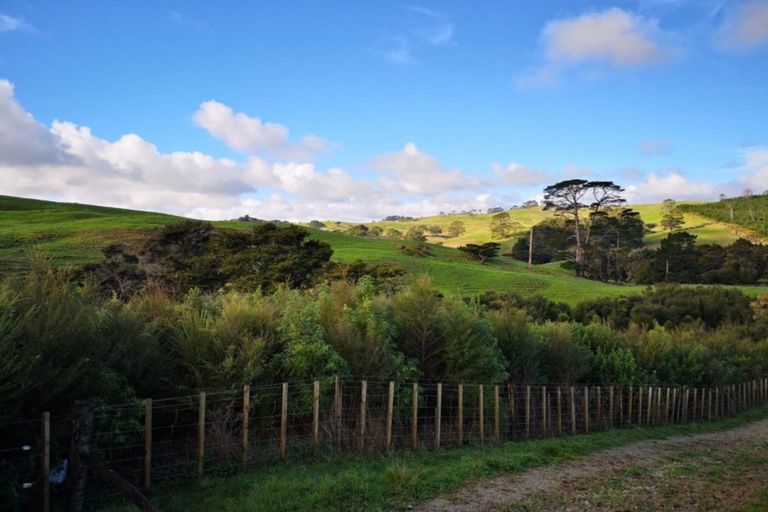 Photo of property in 567 J V Grant Road, Wharehine, Wellsford, 0973