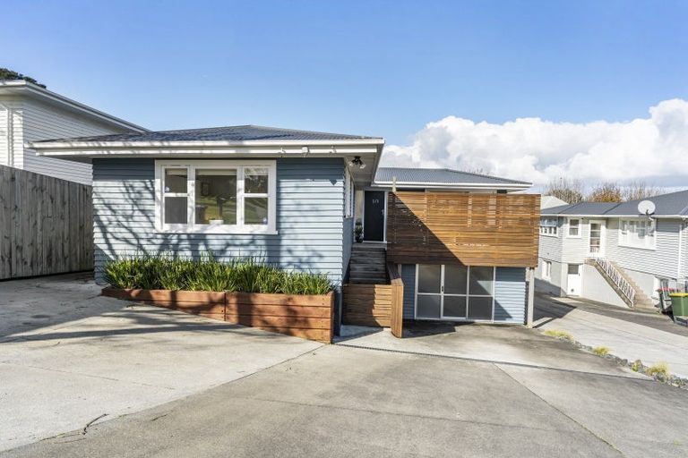 Photo of property in 10 Patons Road, Howick, Auckland, 2014