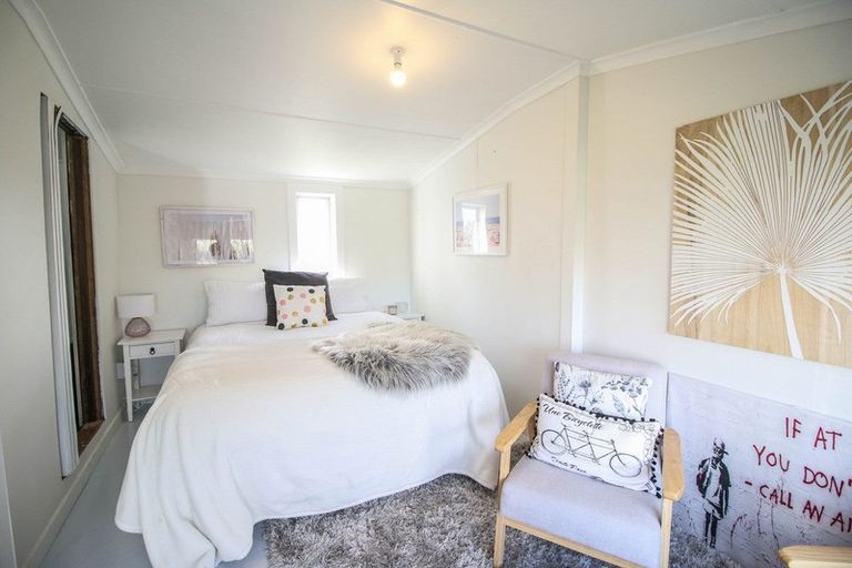 Photo of property in 53 Blackwater Street, Bluff, 9814