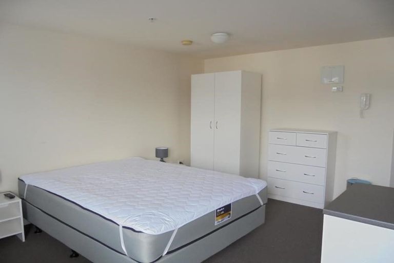 Photo of property in Southern Cross Apartments, 406/35 Abel Smith Street, Te Aro, Wellington, 6011