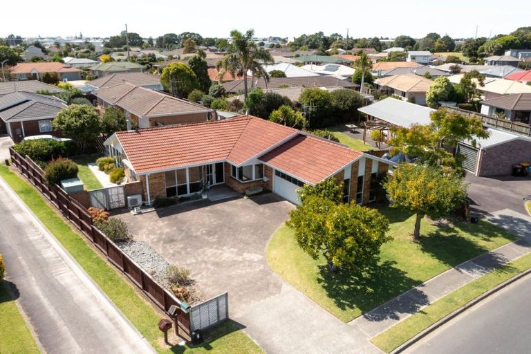 Photo of property in 51 Bayfair Drive, Mount Maunganui, 3116