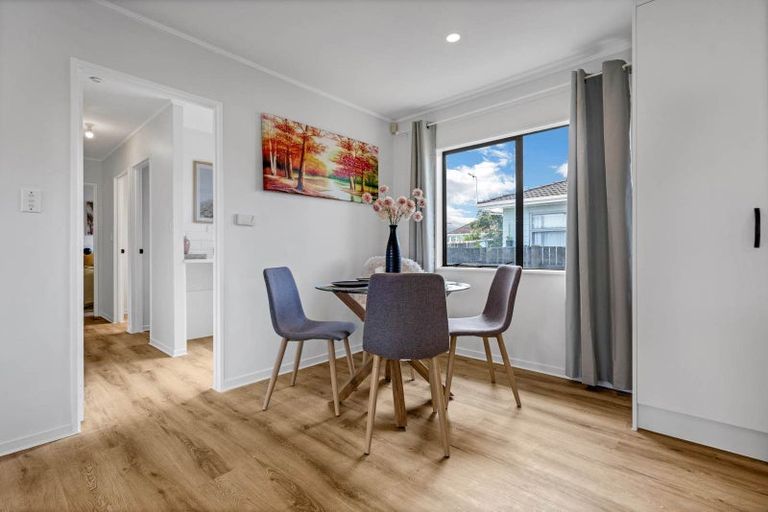 Photo of property in 1/17 Kent Road, Manurewa, Auckland, 2102