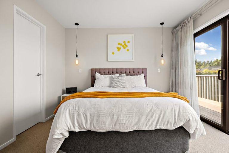 Photo of property in 60 Matua Road, Huapai, Kumeu, 0810