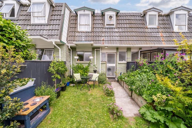 Photo of property in 7/2 Ararino Street, Trentham, Upper Hutt, 5018