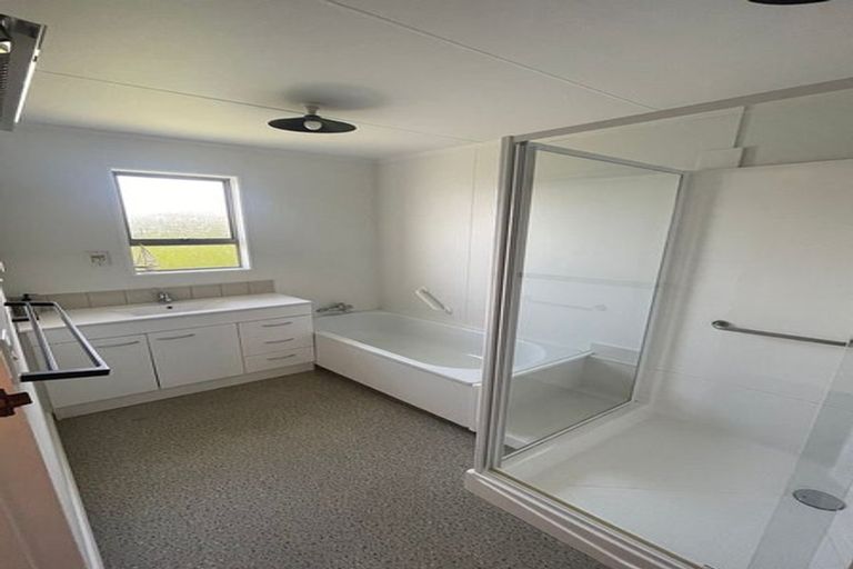 Photo of property in 1/50a Avenue Road, Greenmeadows, Napier, 4112