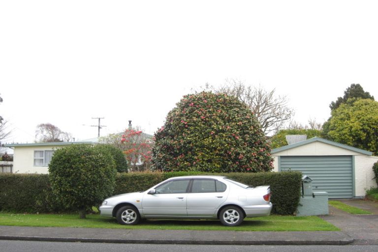 Photo of property in 248 Huatoki Street, Upper Vogeltown, New Plymouth, 4310