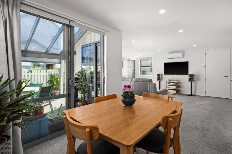 Photo of property in 5 Macaulay Street, Ahuriri, Napier, 4110
