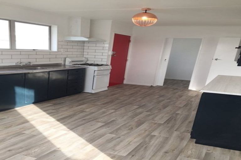 Photo of property in 10 Tainui Street, Castlecliff, Whanganui, 4501