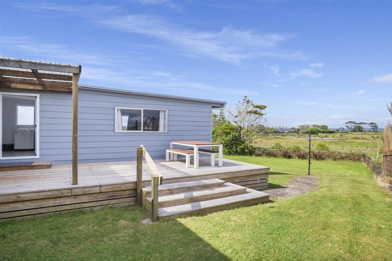 Photo of property in 450 Pukehina Parade, Pukehina, Te Puke, 3189
