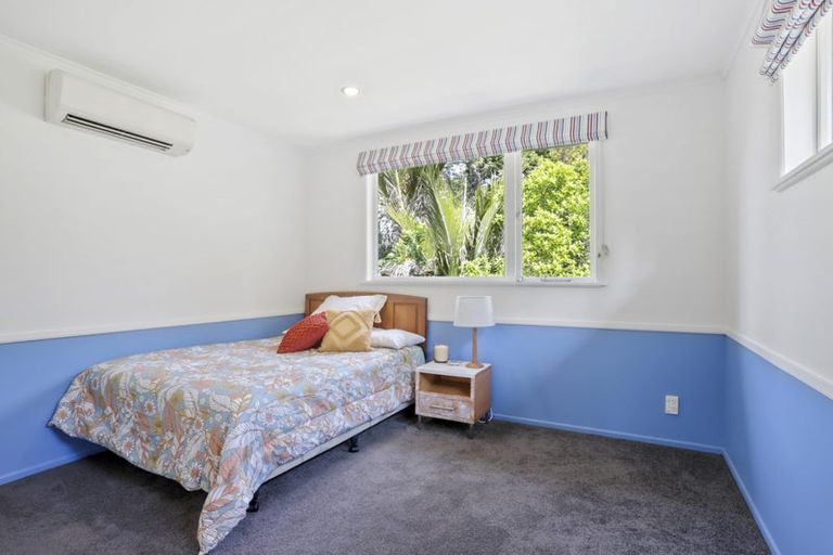 Photo of property in 85 Wood Bay Road, Titirangi, Auckland, 0604