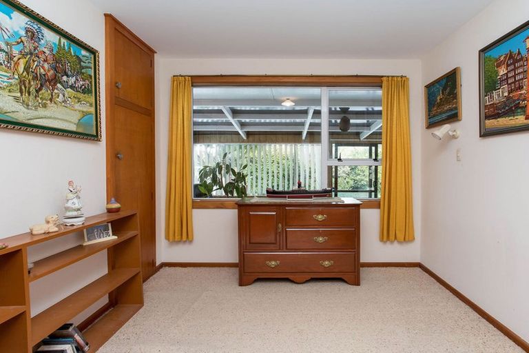 Photo of property in 2/15 Tuscany Place, Beckenham, Christchurch, 8023