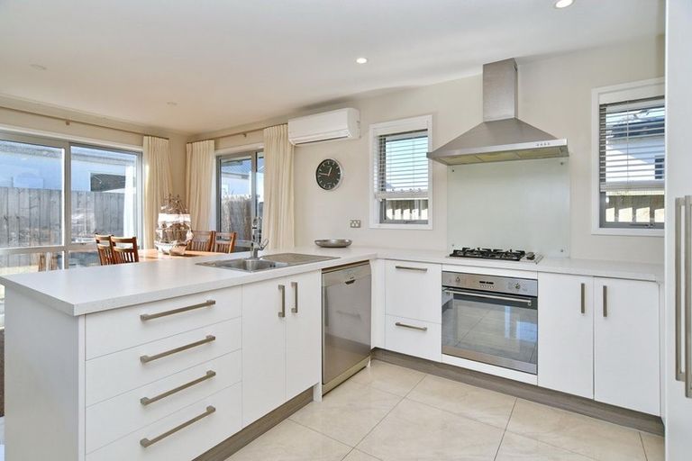 Photo of property in 7 Mclendon Green, Belfast, Christchurch, 8051