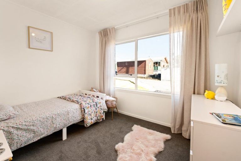 Photo of property in 93d Clemow Road, Fitzroy, New Plymouth, 4312