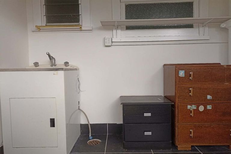 Photo of property in 5 Benders Avenue, Hillcrest, Auckland, 0627