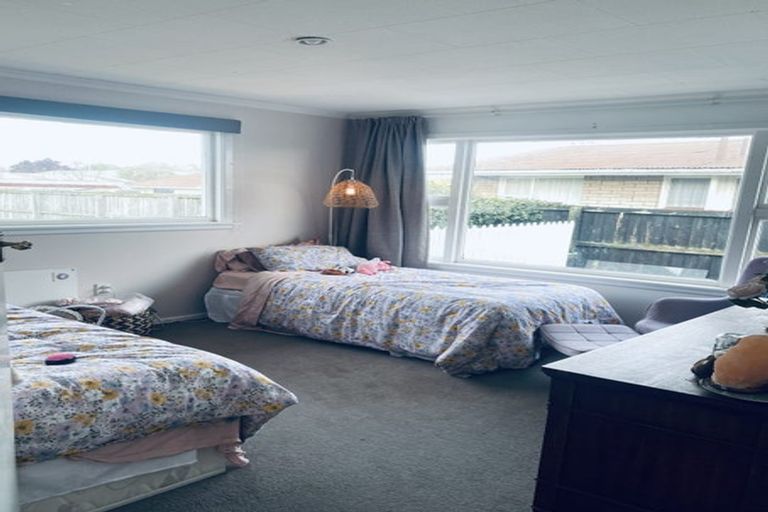 Photo of property in 36 Wingate Street, Redwood, Christchurch, 8051