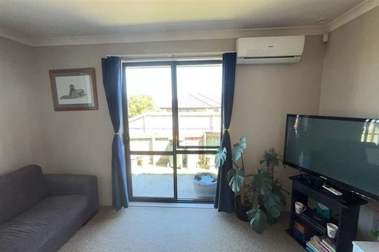 Photo of property in 132 Alfriston Road, Manurewa, Auckland, 2105