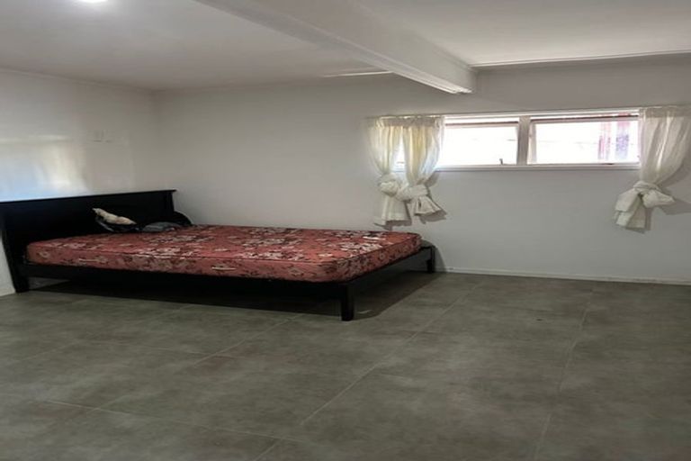 Photo of property in 8 Tindall Crescent, Otara, Auckland, 2023