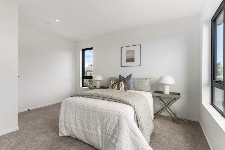 Photo of property in 1b Altair Place, Windsor Park, Auckland, 0632