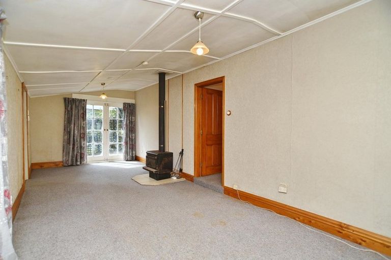 Photo of property in 1401 Main North Road, Waikuku, Rangiora, 7473