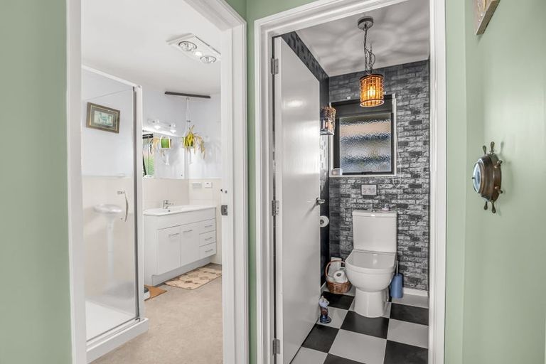 Photo of property in 2/33 Kea Street, Katikati, 3129