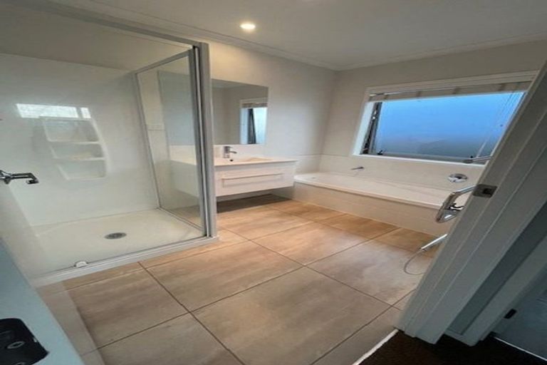 Photo of property in 14 Kamahi Crescent, Papamoa Beach, Papamoa, 3118