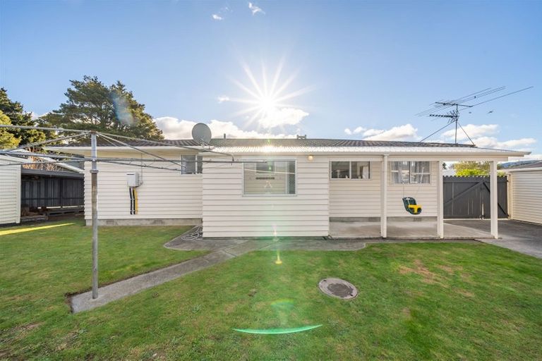 Photo of property in 12 Kentucky Street, Totara Park, Upper Hutt, 5018