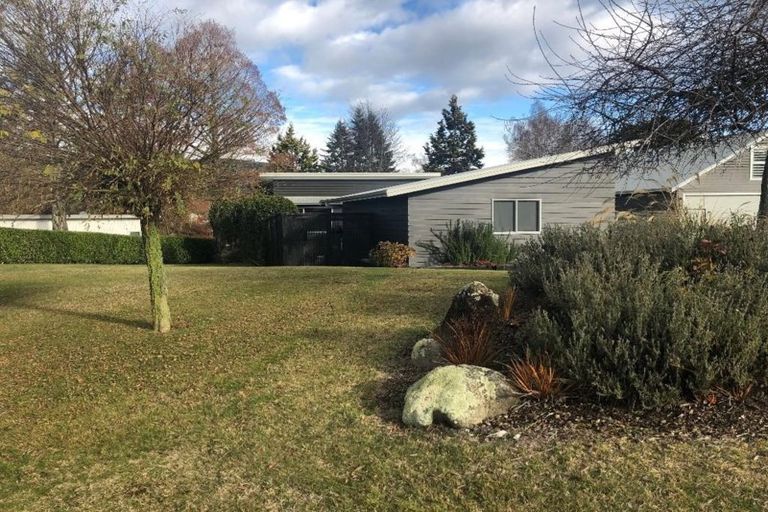 Photo of property in 47 Lisland Drive, Kinloch, Taupo, 3377