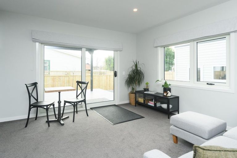 Photo of property in 8a Cuba Street, Takaro, Palmerston North, 4412