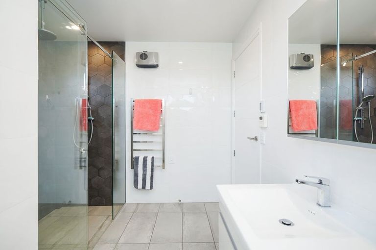 Photo of property in 11 Majestic Chance, Seaward Bush, Invercargill, 9812