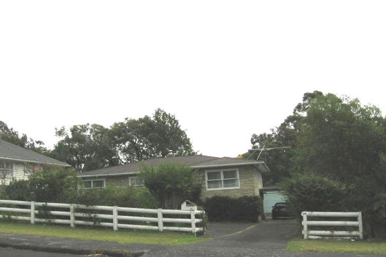 Photo of property in 38 Trinidad Road, Sunnynook, Auckland, 0620