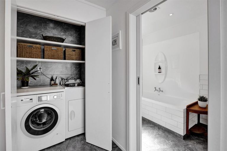 Photo of property in 26 Mclean Street, Strandon, New Plymouth, 4312