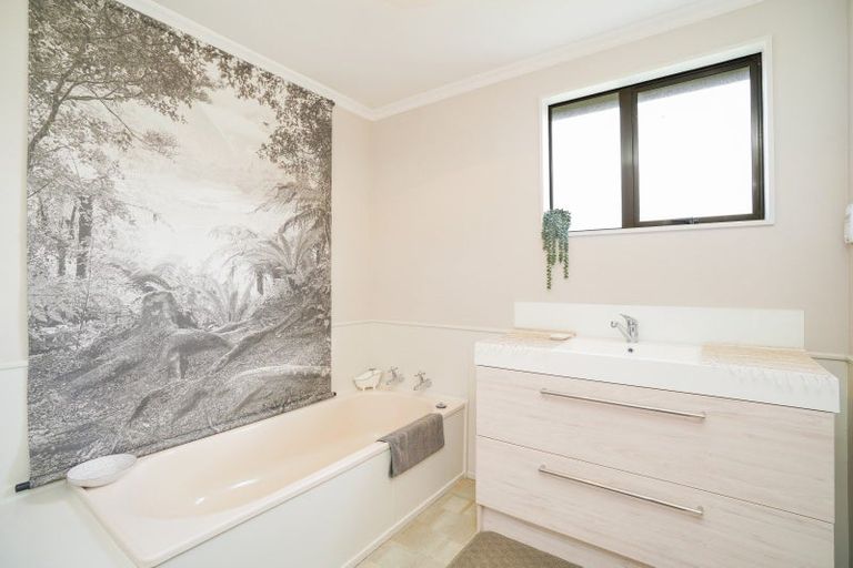 Photo of property in 104 Gladstone Terrace, Gladstone, Invercargill, 9810