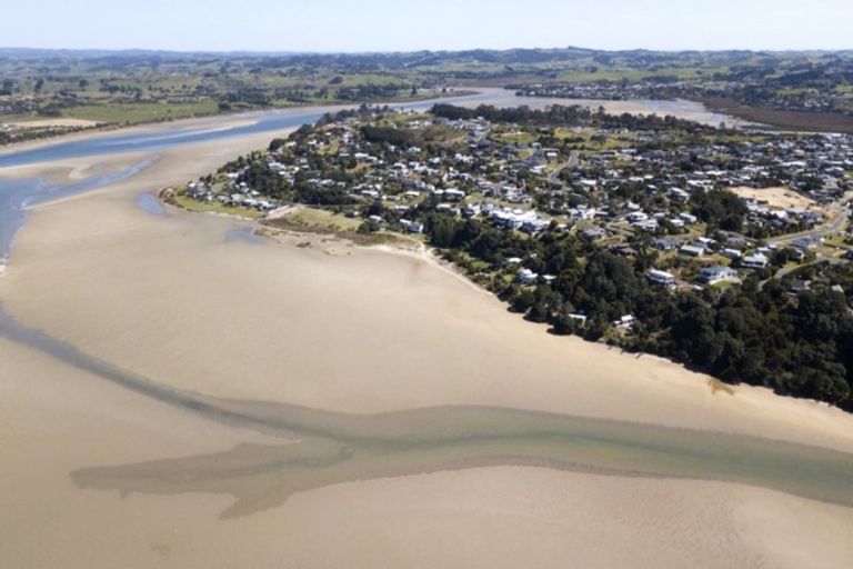 Photo of property in 61 Lakeview Lane, Mangawhai, 0573