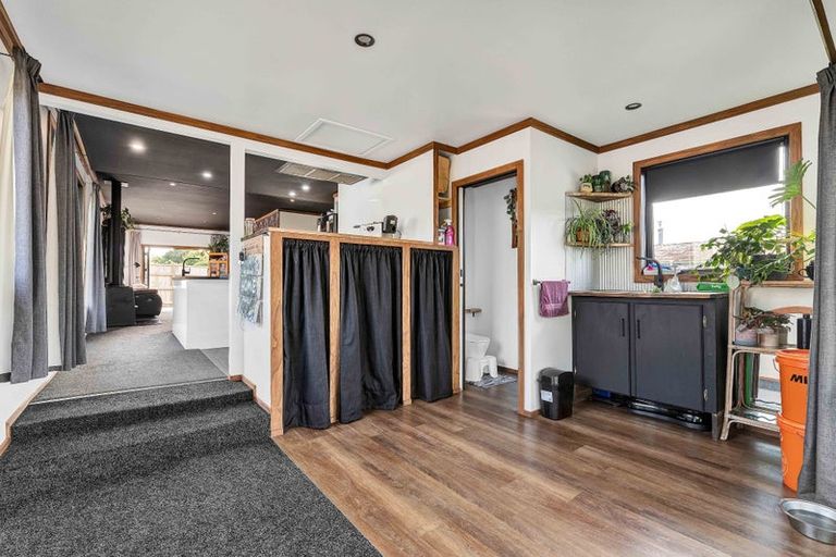 Photo of property in 126 Miranda Street, Stratford, 4332