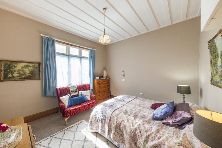 Photo of property in 18 Bryant Street, Takaro, Palmerston North, 4412