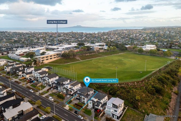 Photo of property in 32 Cavalli Road, Long Bay, Auckland, 0630