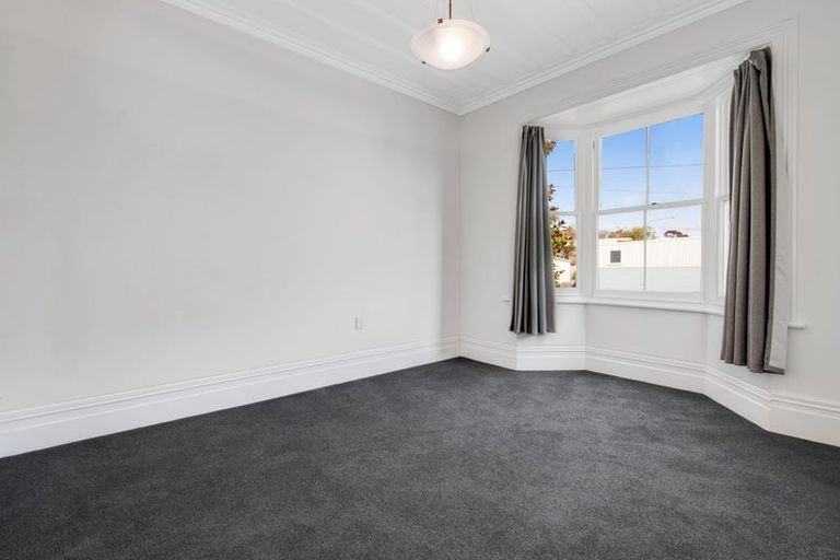 Photo of property in 22 Garfield Road, Helensville, 0800