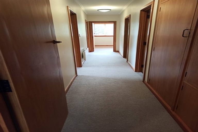 Photo of property in 45 Hackthorne Road, Cashmere, Christchurch, 8022