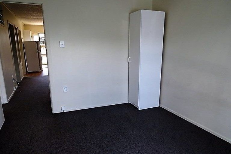 Photo of property in 4/3 Tralee Place, Hillcrest, Hamilton, 3216