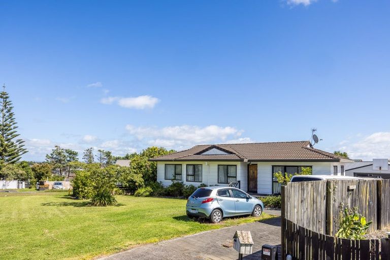 Photo of property in 9 Crail Court, Totara Heights, Auckland, 2105