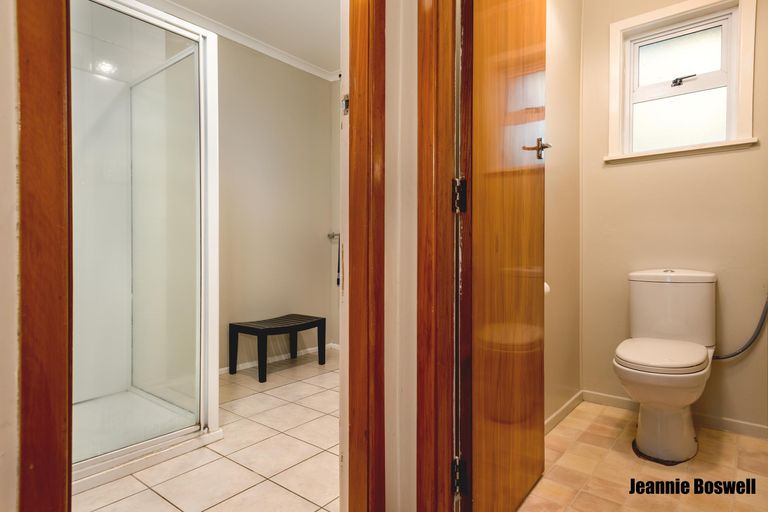 Photo of property in 16 Roy Street, Palmerston North, 4410