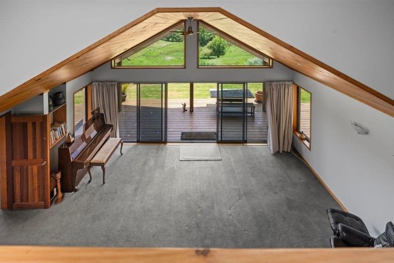 Photo of property in 87 Hurndall Street East, Maungaturoto, 0520