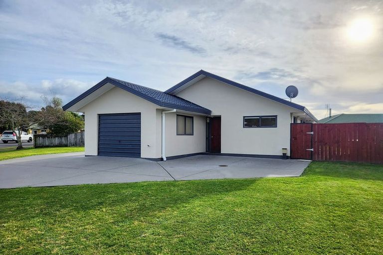 Photo of property in 16 Aaron Place, Brookfield, Tauranga, 3110