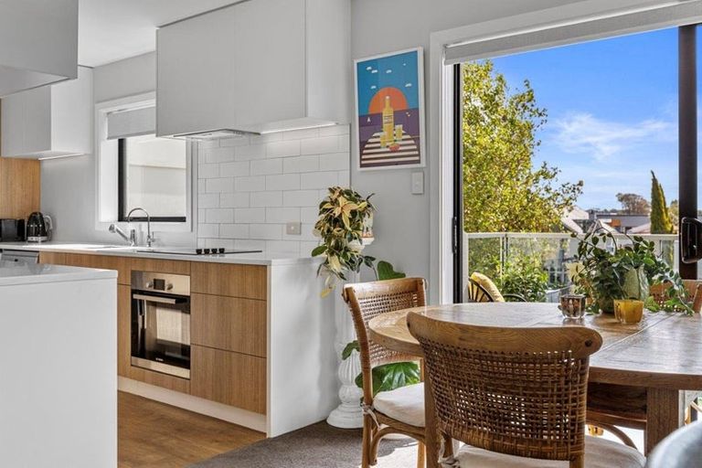 Photo of property in 202/18 Carlton Mill Road, Merivale, Christchurch, 8014