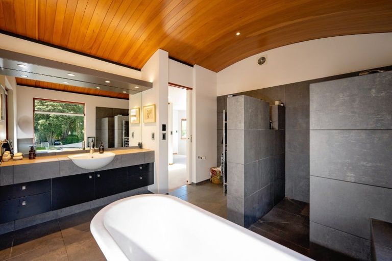 Photo of property in 46-48 Kuku Street, Te Awanga, 4102