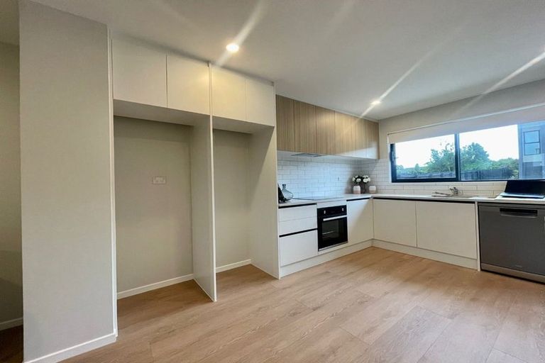 Photo of property in 16 Whai Hua Lane, Mangere Bridge, Auckland, 2022