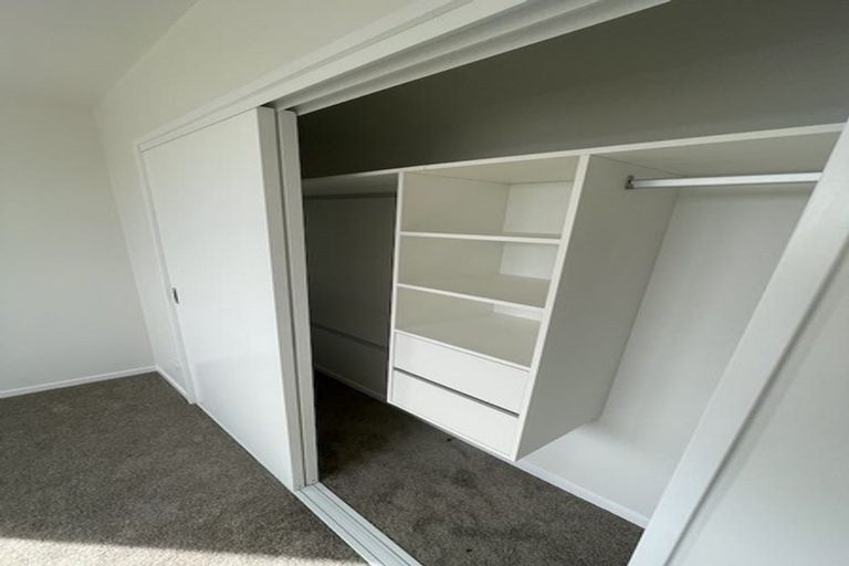 Photo of property in 9a Crestview Rise, Papakura, 2110