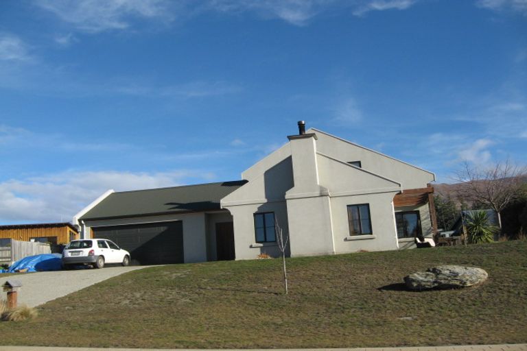 Photo of property in 6 Aspinall Street, Wanaka, 9305